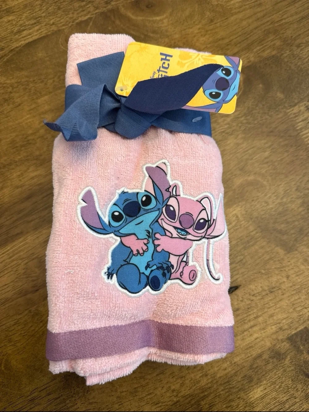 Disney Lilo & Stitch hand towels set of 2